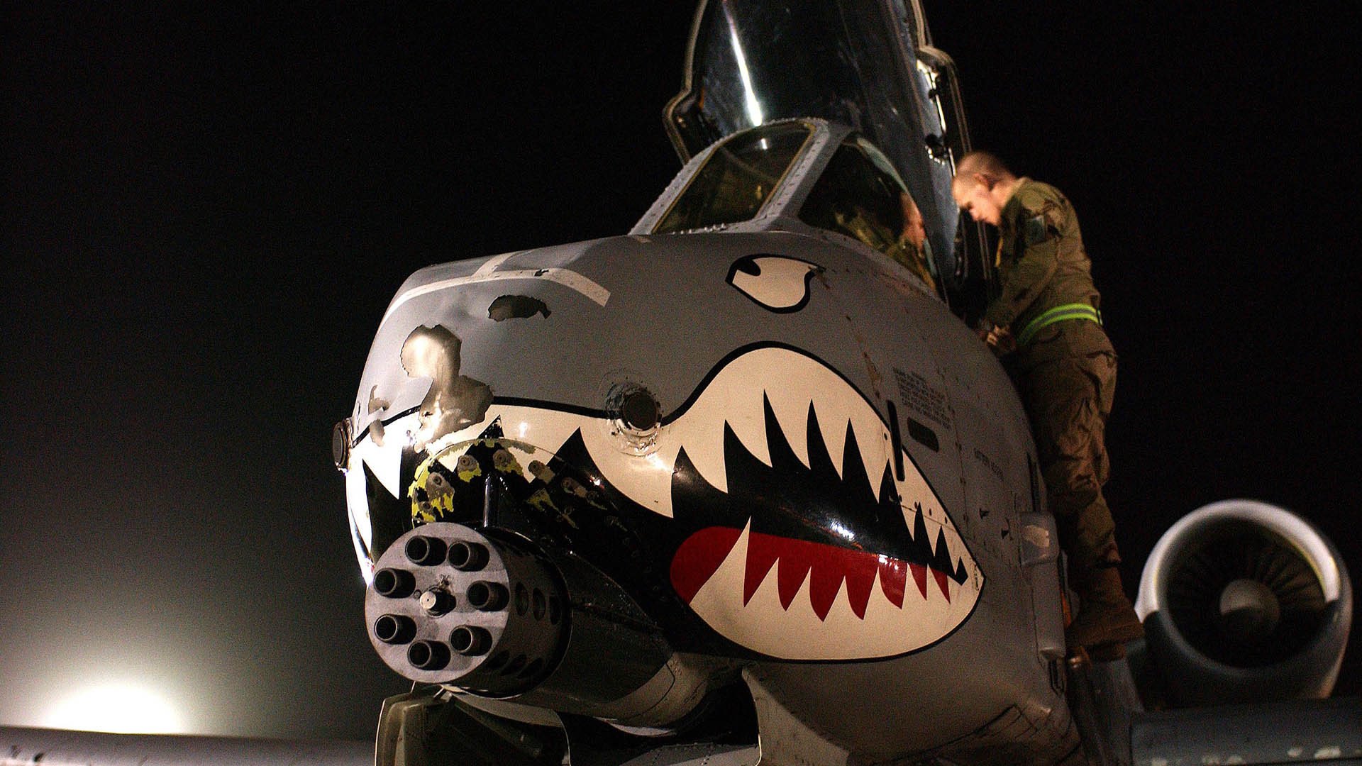 【智能比分直播】实时数据解读带来沉浸感,在线比分